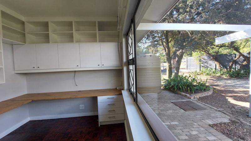 To Let 3 Bedroom Property for Rent in Schoongezicht Western Cape